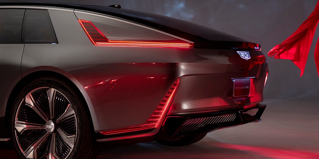 Xe Điện Cadillac Celestiq 2024 Giá Bao Nhiêu
