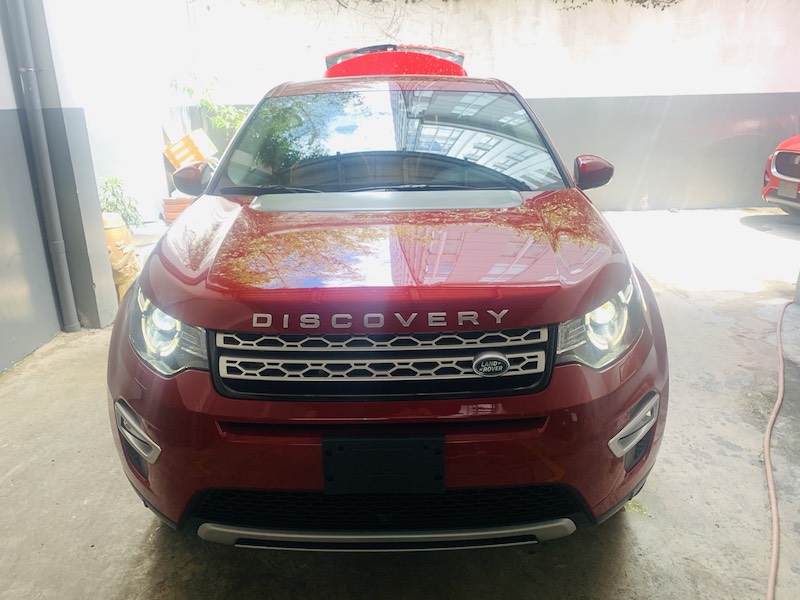 Xe Land Rover Discovery Sport 7 Chỗ Màu Đỏ