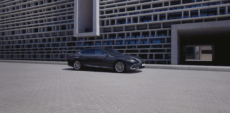 Xe Sedan Hạng Sang 4 Chỗ Lexus ES 2023 Giá Bao Nhiêu