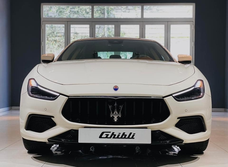 Maserati Ghibli 4 Chỗ 3.0 V6 Đời Mới 2022 Giá Bao Nhiêu