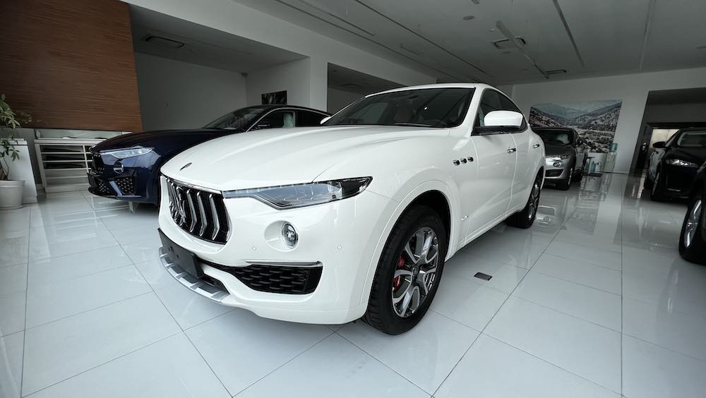 Maserati Levante Nội Thất Lụa Zegna PelleTessuta 