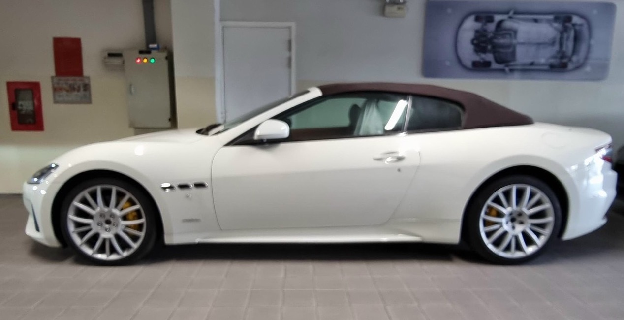 Giá Bán Xe Maserati 2 Cửa Granturismo, Grancabtio Tại Việt Nam 2022