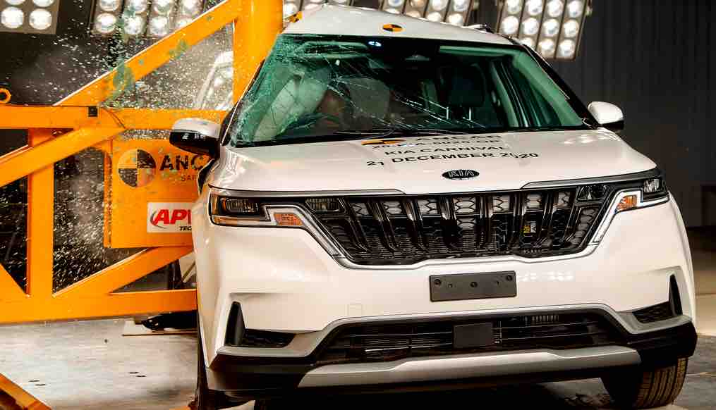 KIA Carnival 2022 hoàn toàn toàn diện trong thiết kế.