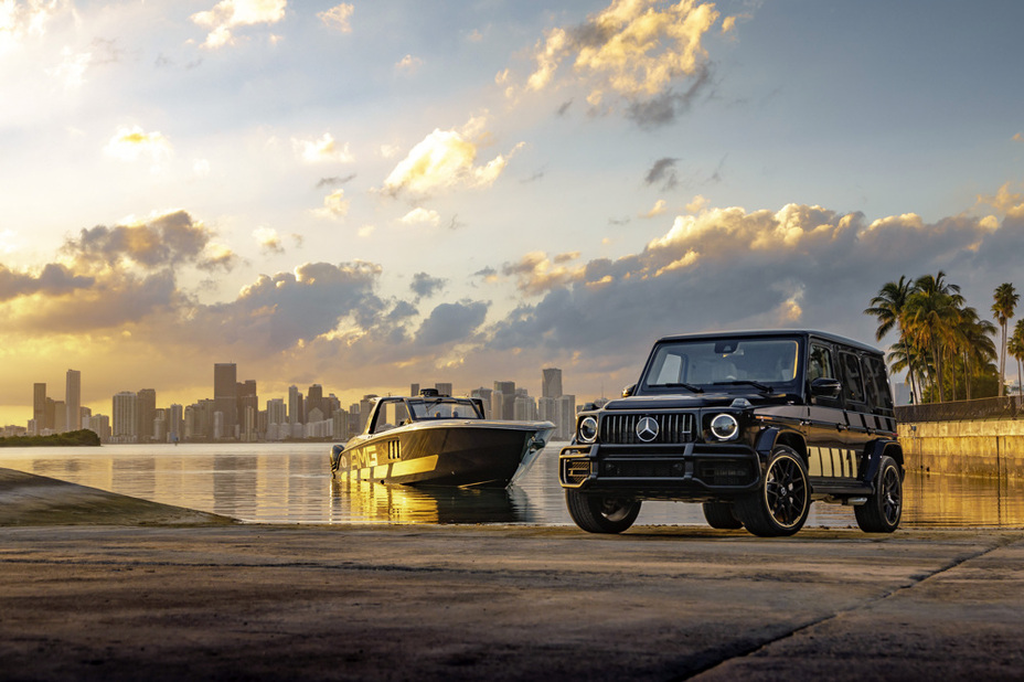 Mercedes G-Class 63 Và 65 AMG Giá Bán Bao Nhiêu