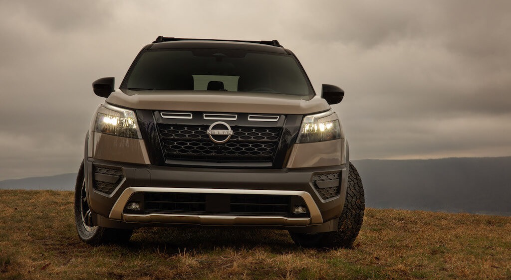 Xe Nissan Pathfinder Rock Creek 2023 SUV Off Road