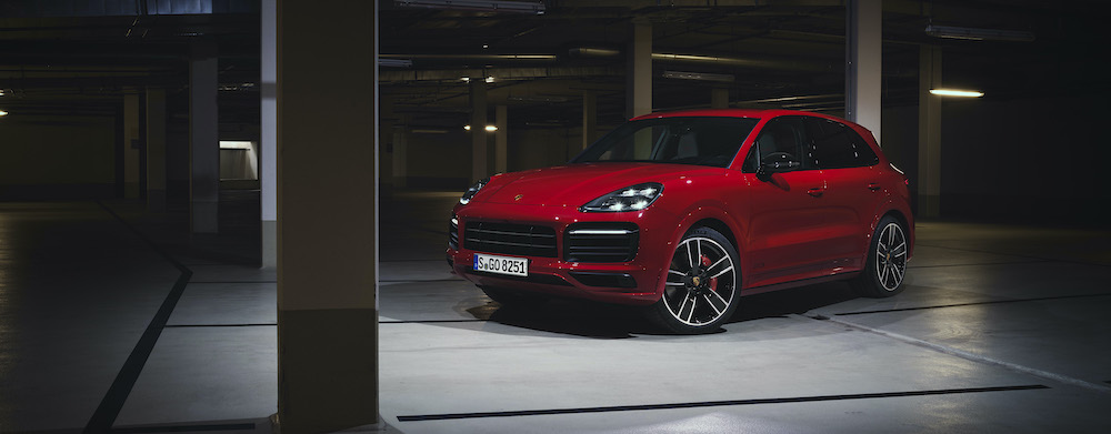 Porsche Cayenne Coupe GTS 4.0 V8 Đời Mới 2021 Có Gì Mới, Giá Bao Nhiêu