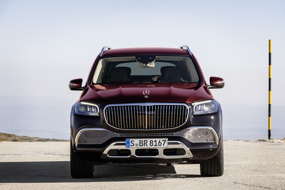 Video Xe Mercedes Maybach SUV 4 Chỗ